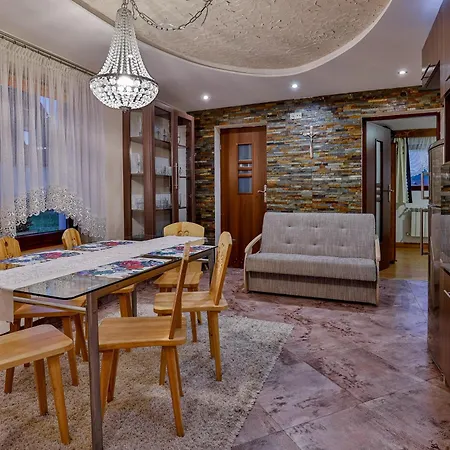 Siedlisko U Magdy Z Widokiem Na Tatry ザコパネ